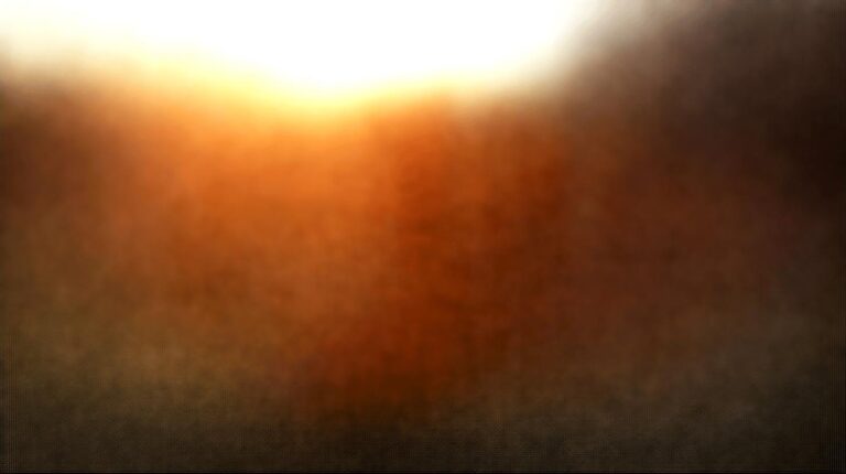 Why Hay Rack Feeder Benefits Chicken Breeders